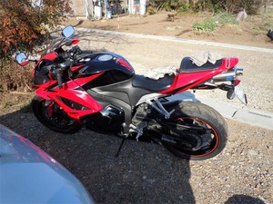 CBR600RR バッテリー上がり